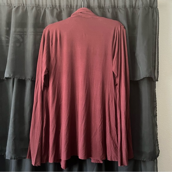 Flouncy maroon cardigan - Picture 4 of 4